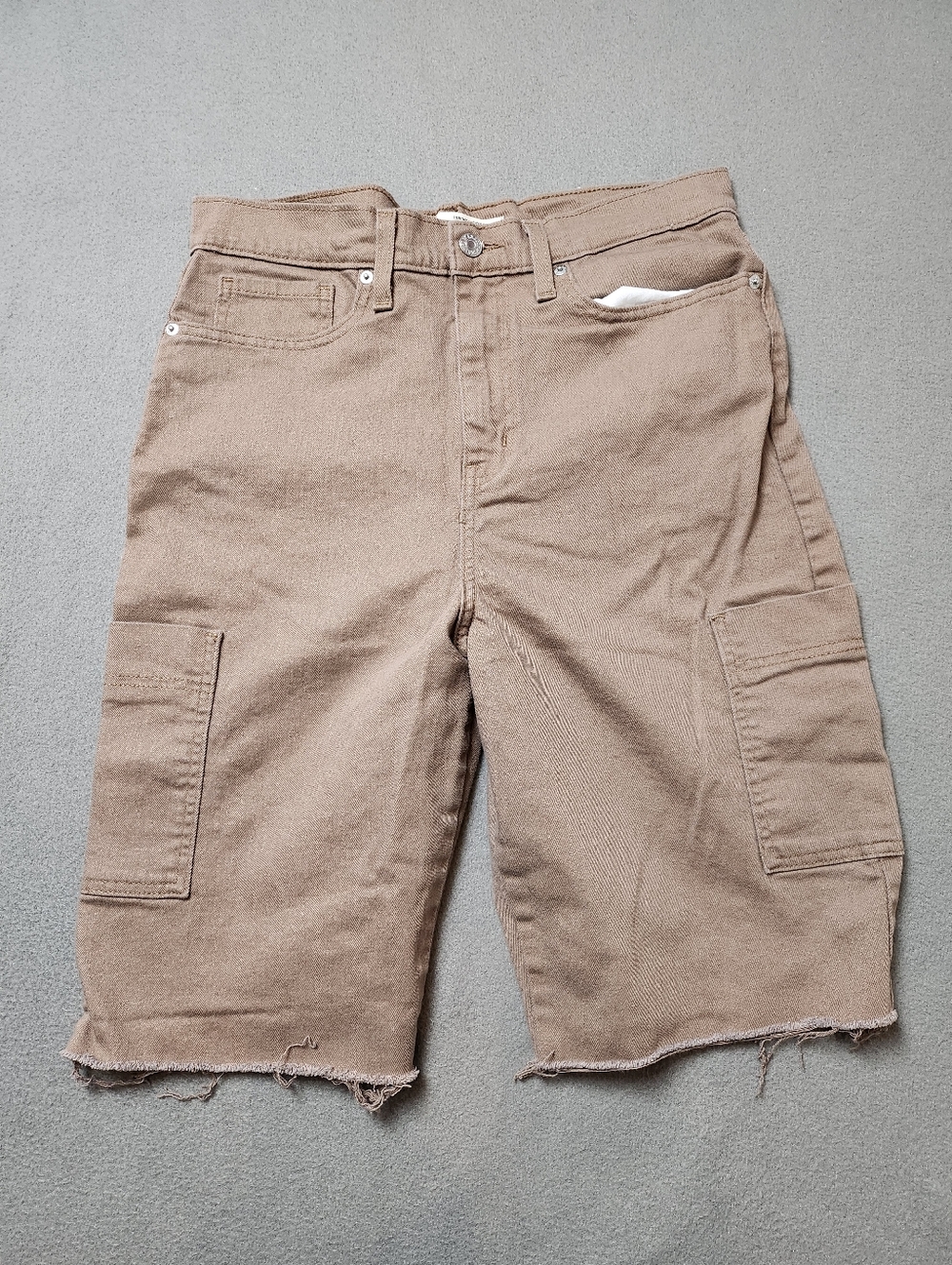 Levis Heritage High Rise Loose Straight Leg Cargo Shorts Womens Size 10 - W30